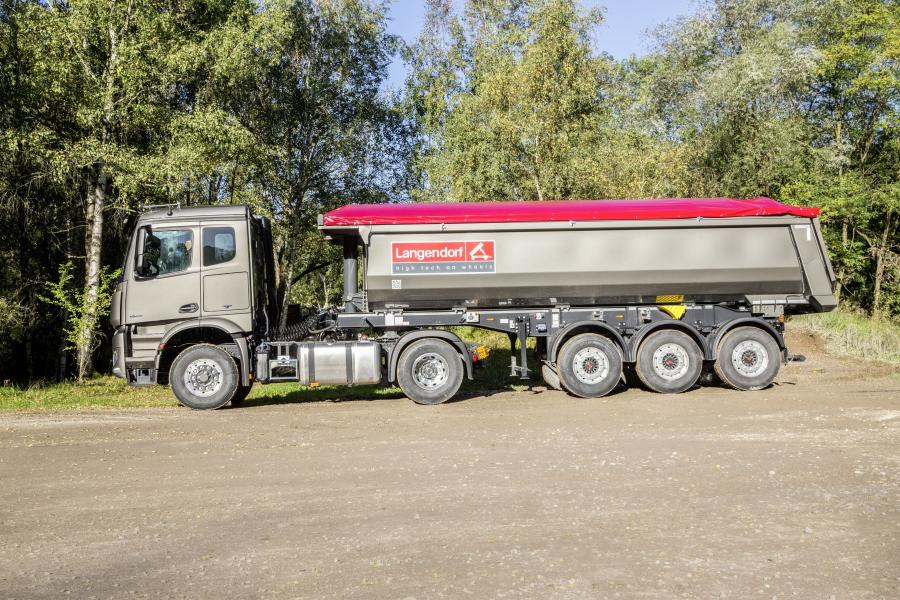  Mercedes-Benz Arocs 1846 LS HAD 2017 года  (фото 15 из 17)